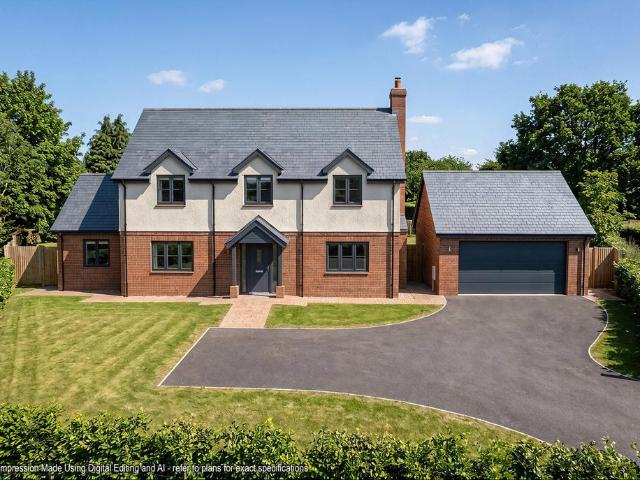 4 bedroom detached house for sale