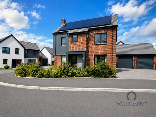4 bedroom detached house for sale