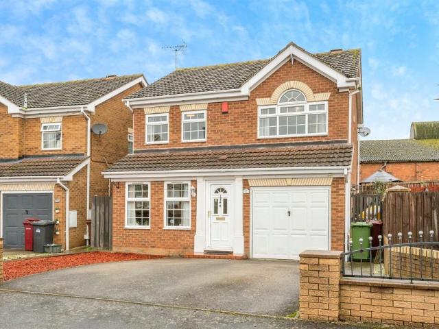 4 bedroom detached house for sale