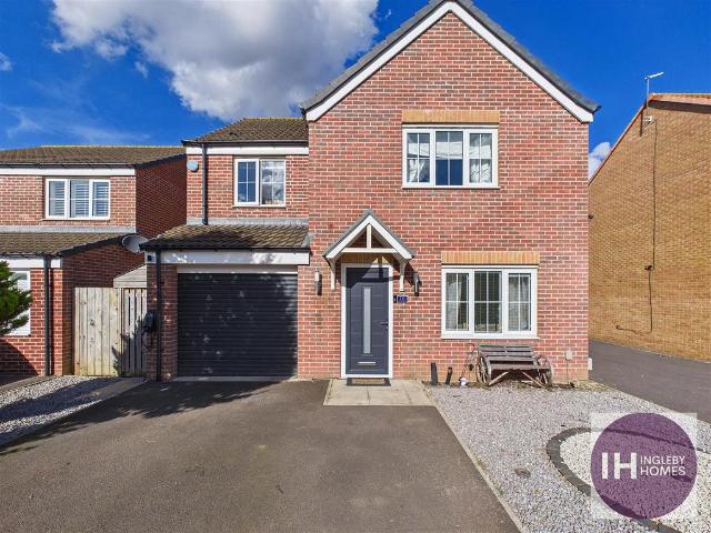4 bedroom detached house for sale