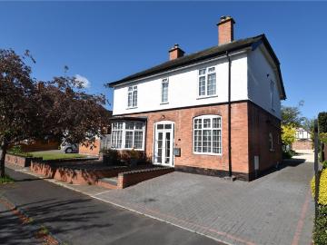 House for sale in Burhill - Garden, Parking