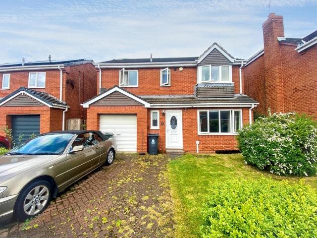 4 bedroom detached house for sale