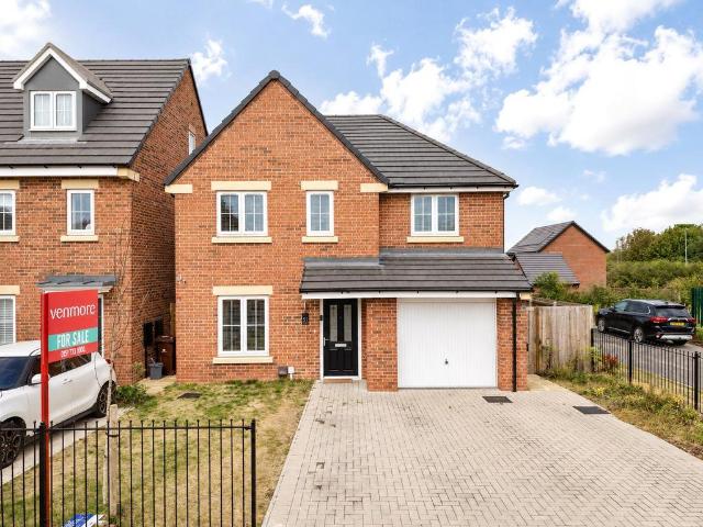 4 bedroom detached house for sale