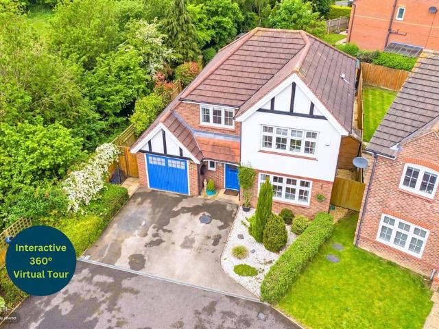 4 bedroom detached house for sale
