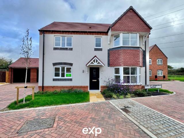 4 bedroom detached house for sale