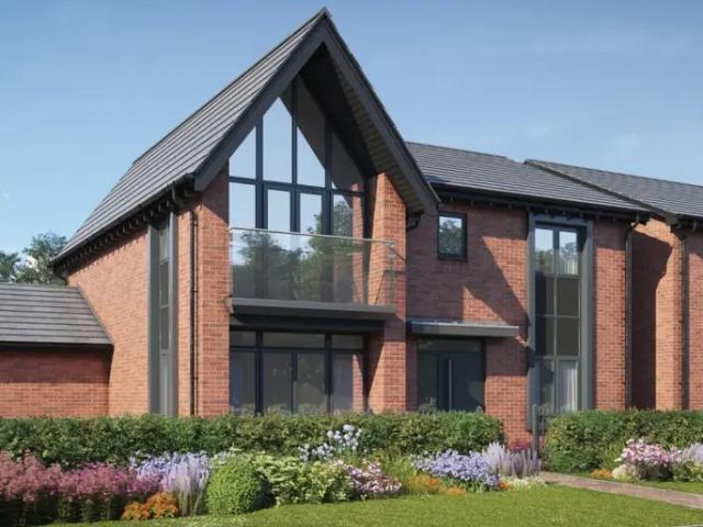 4 bedroom detached house for sale