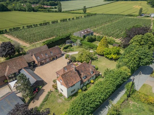 5 bedroom detached house for sale
