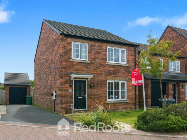 4 bedroom detached house for sale