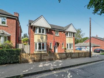 Culver Street GL18 Newent, GL18, Gloucestershire county, Southdowns