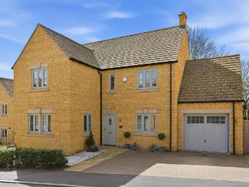 Cotswold, Gloucestershire county, Southdowns