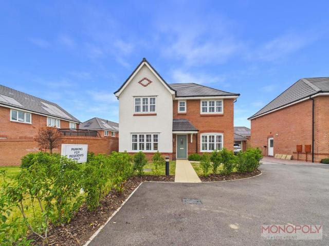 4 bedroom detached house for sale