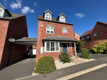 4 bedroom detached house for sale