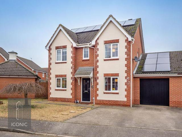 4 bedroom detached house for sale