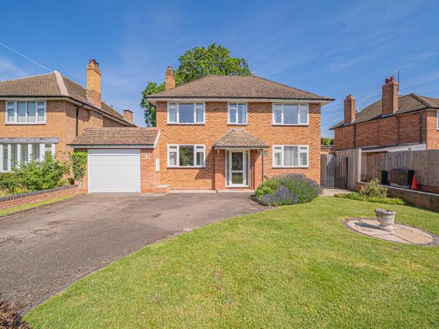 4 bedroom detached house for sale