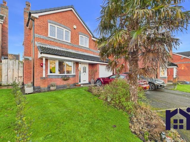 4 bedroom detached house for sale
