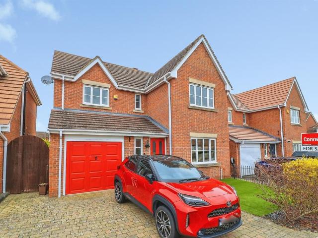 4 bedroom detached house for sale