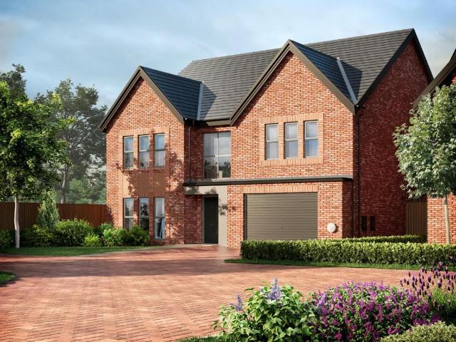 4 bedroom detached house for sale