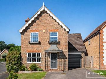 4 bedroom detached house for sale