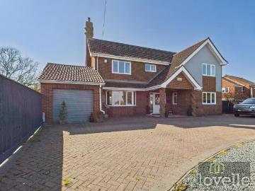 4 bedroom detached house for sale
