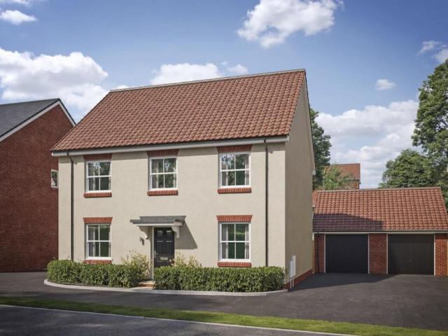 4 bedroom detached house for sale