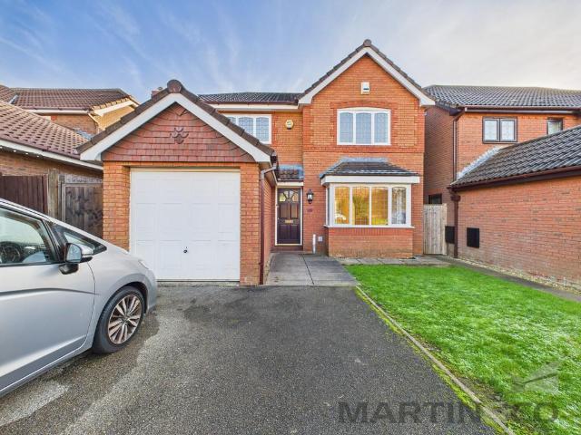 4 bedroom detached house for sale