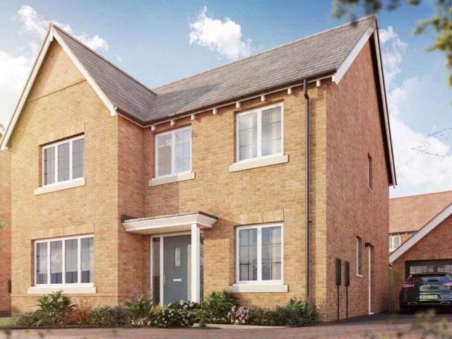4 bedroom detached house for sale