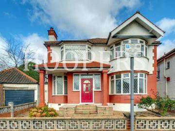 Dudden Hill, London, Greater London - Parking