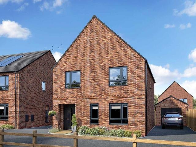 4 bedroom detached house for sale