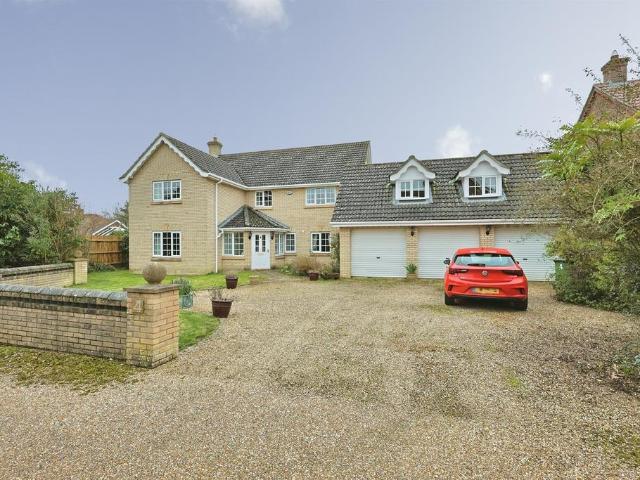 4 bedroom detached house for sale
