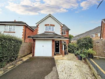 Semington Trowbridge - Garden, Gym, Concierge