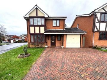 4 bedroom detached house for sale