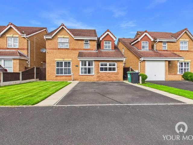 4 bedroom detached house for sale