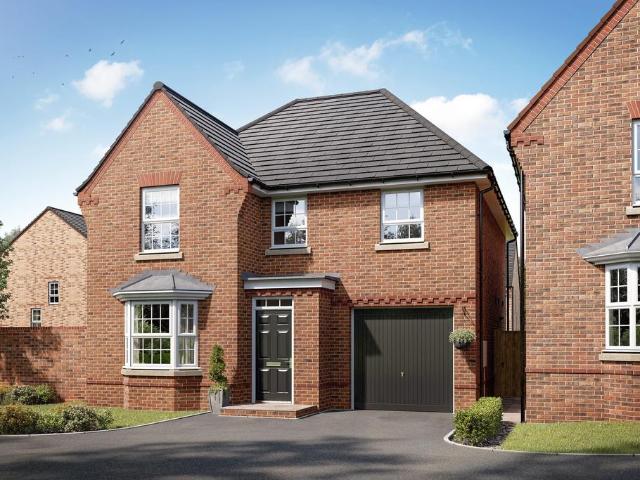 4 bedroom detached house for sale
