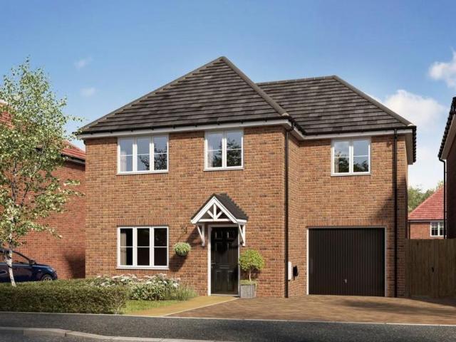 4 bedroom detached house for sale