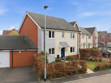 House for sale in Burhill - Garden, Equipped kitchen