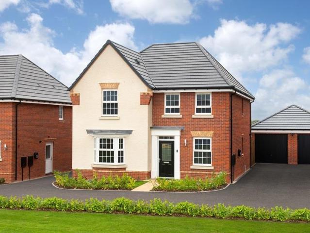 4 bedroom detached house for sale