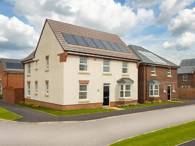 4 bedroom detached house for sale