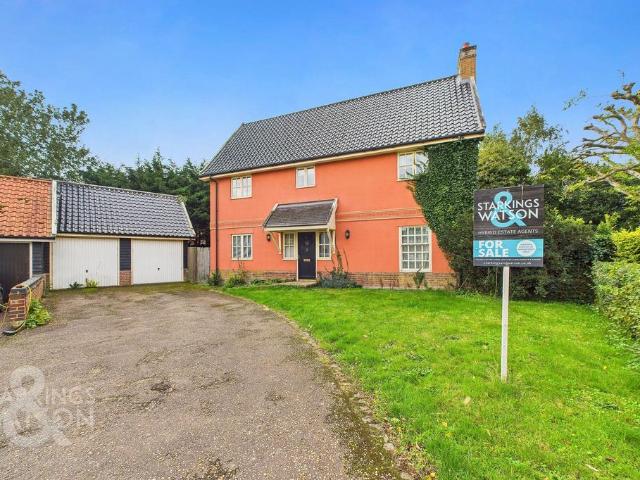 4 bedroom detached house for sale