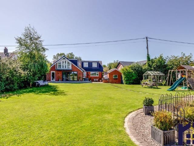 4 bedroom house for sale