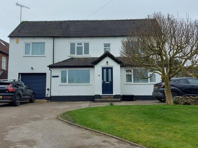 4 bedroom detached house for sale