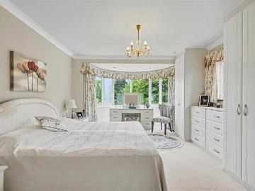 House for sale in Broxtowe - Garden