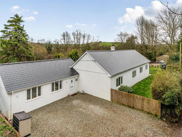 4 bedroom bungalow for sale