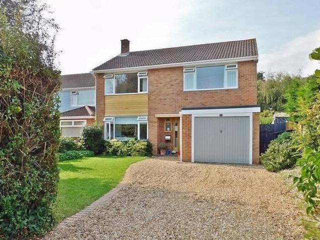 4 bedroom detached house for sale in Cottes Way Hill Head Fareham PO14
