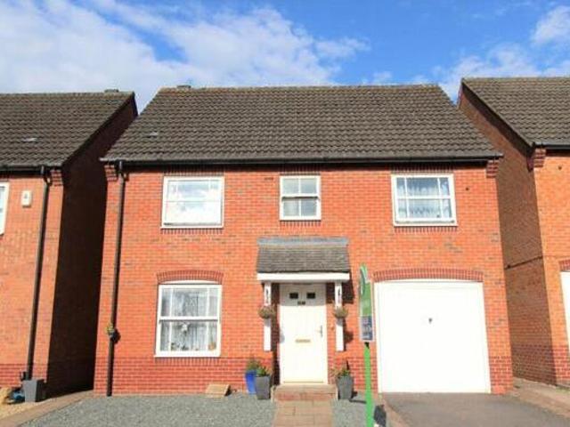 4 Bedroom Detached House For Sale In Coalville, Leicestershire