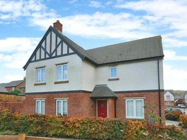 4 Bedroom Detached House For Sale In Coalville, Leicestershire