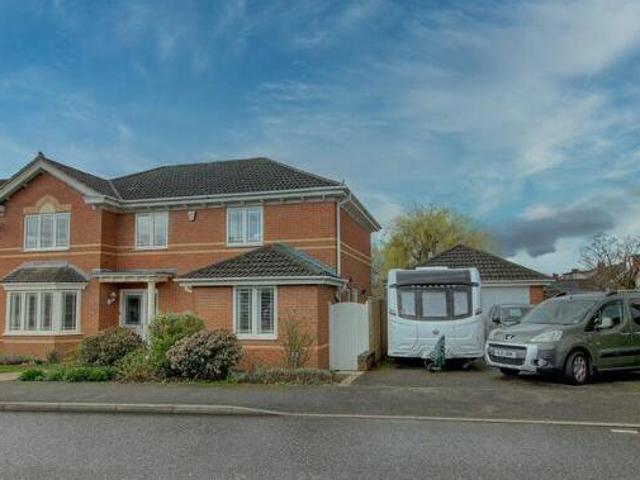 4 Bedroom Detached House For Sale In Coalville