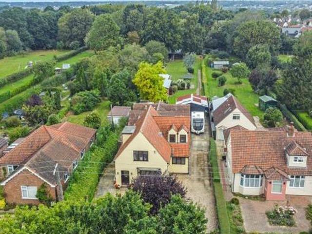 4 Bedroom Detached House For Sale In Colchester, Essex