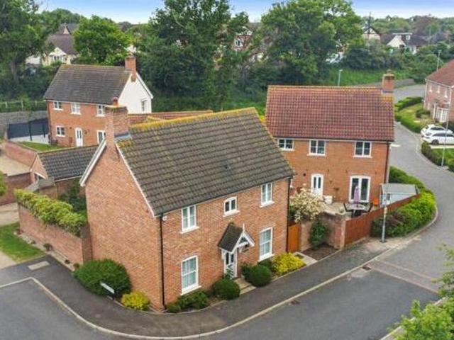 4 Bedroom Detached House For Sale In Colchester, Essex