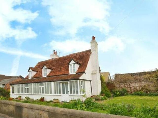 4 Bedroom Detached House For Sale In Colchester, Essex
