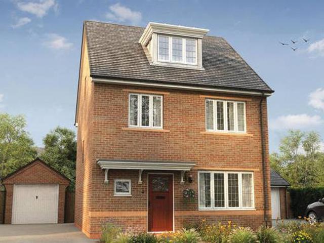 4 bedroom detached house for sale in Chester Road Poynton SK12 SK12